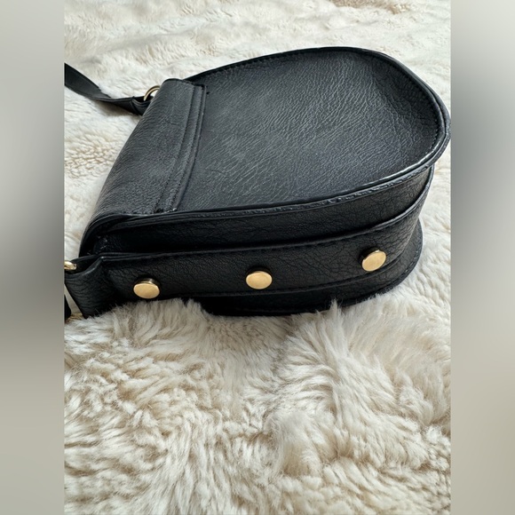NWOT! Forever 21 Black Faux Leather Women’s Crossbody Bag - Picture 4 of 7